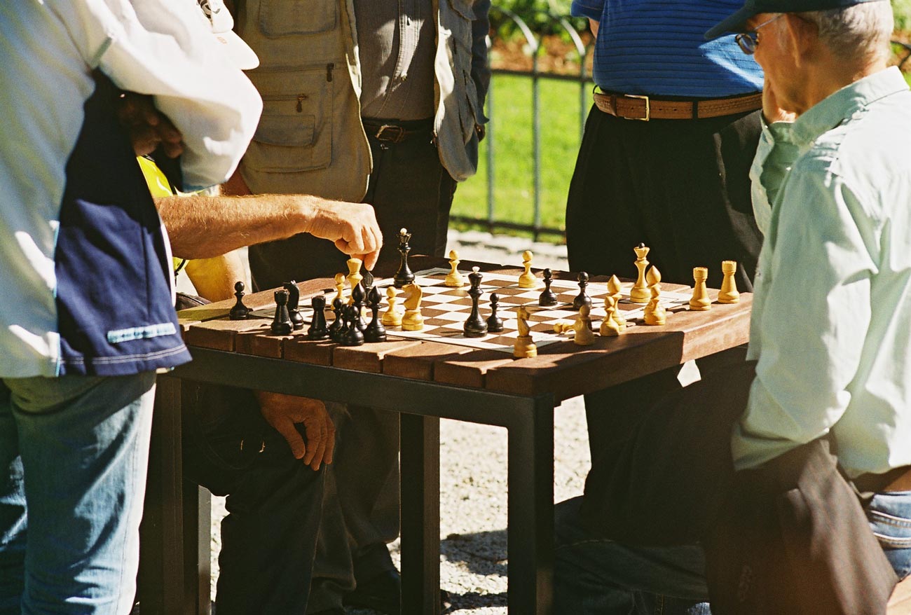 Aged care chess